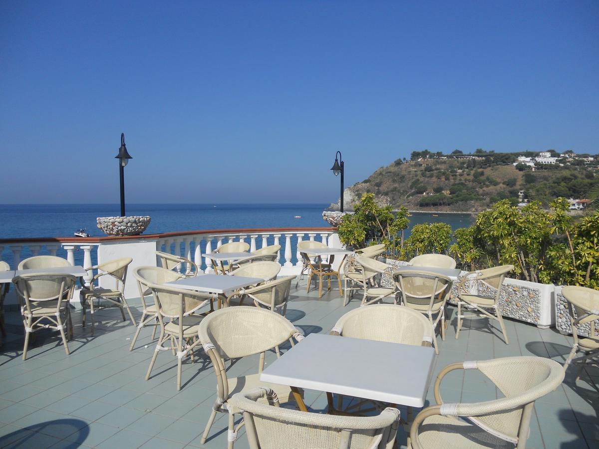 Villaggio Albergo Da Ciccio Sul Mare Capo Vaticano Exterior photo