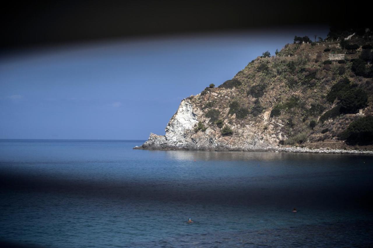 Villaggio Albergo Da Ciccio Sul Mare Capo Vaticano Exterior photo