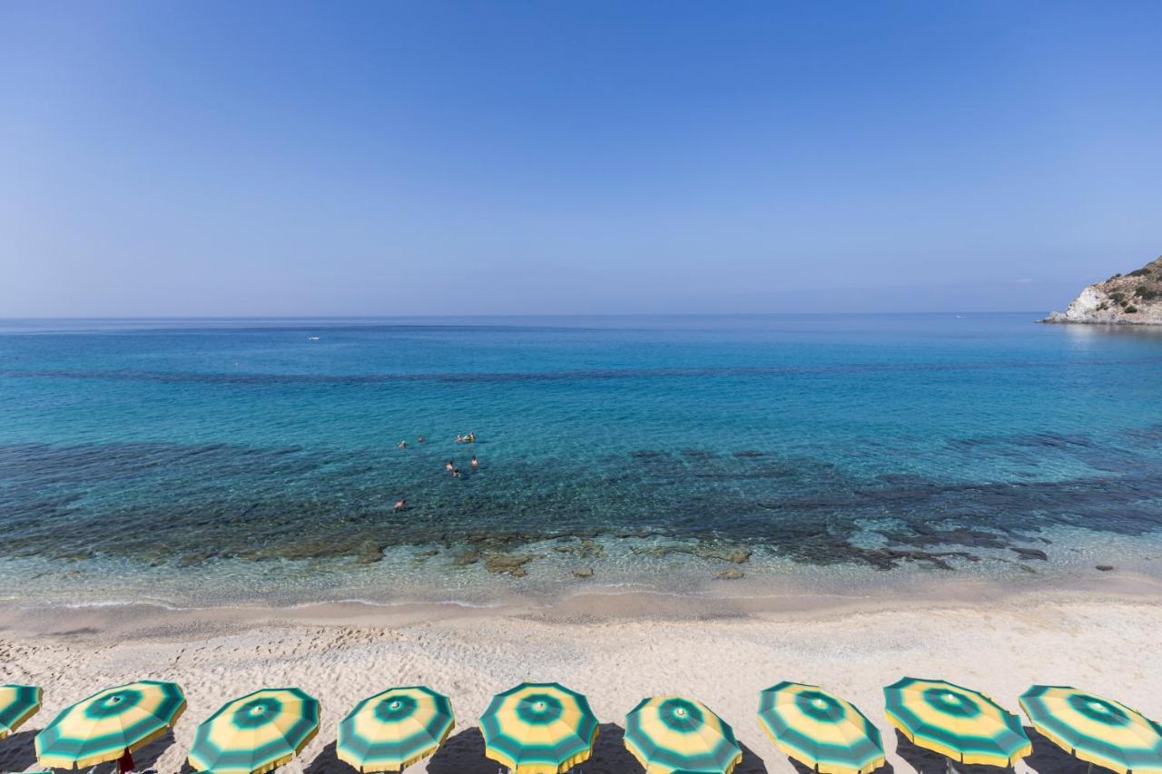 Villaggio Albergo Da Ciccio Sul Mare Capo Vaticano Exterior photo